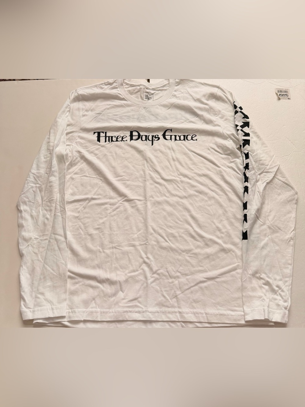 Three Days Grace Long Sleeve Shirt Men’s Medium White Band Graphic Tee